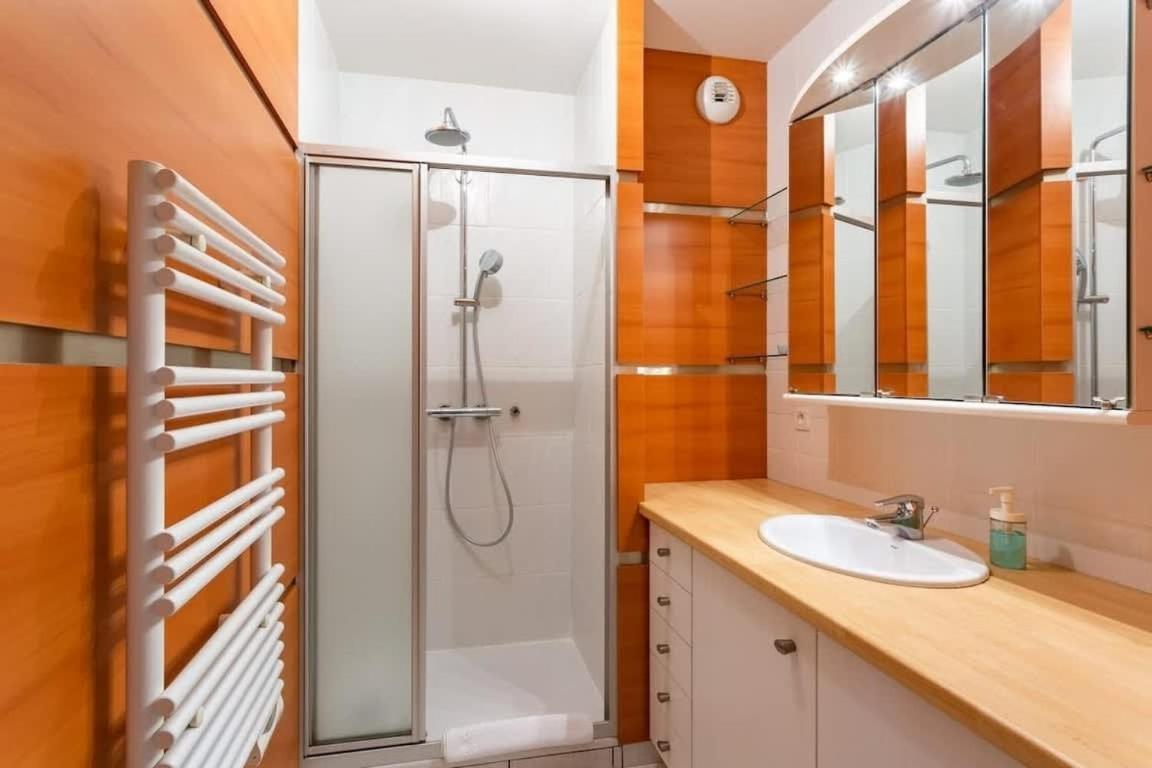 L'Opale - Joli Appartement Avec Jardin Et Garage Dinard Dış mekan fotoğraf